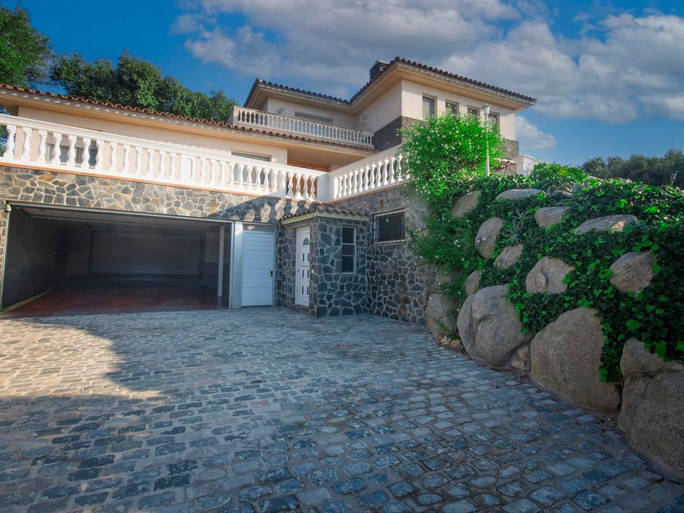 Rekkehus i L'Ametlla Del Valles, Barcelona - bilde 2